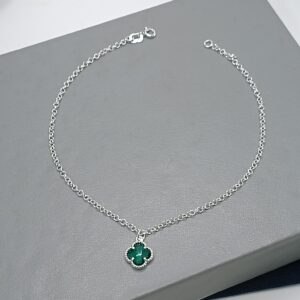 Tornozeleira De Prata Trevo Verde Pequeno Lapidado Pendente