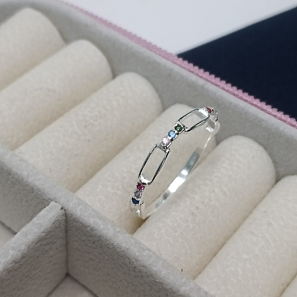 IMG_20250508_161208 ANEL CORRENTE CRAVEJADA COLOR K97