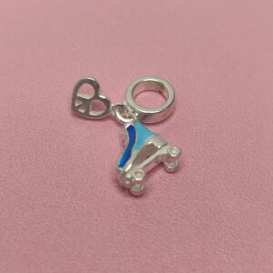 Berloque De Prata Patins Azul Coração Vazado Pend