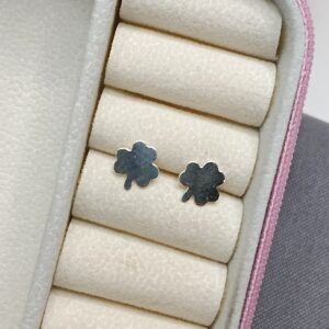 Brinco De Prata Trevo Chapa Liso Cod:B1/26