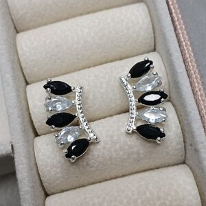 Brinco De Prata Leque Zirconias Navete Preta E Branca Cod:B3/20