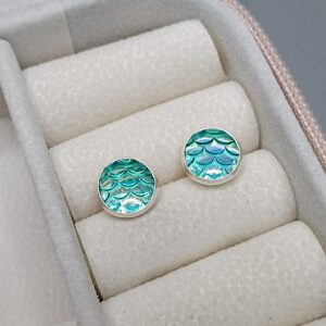 Brinco De Prata Redondo Escama Sereia Verde Cod:B3/57B