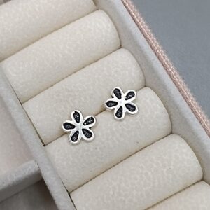 Brinco De Prata Flor Resina Preta Cod:B3/58