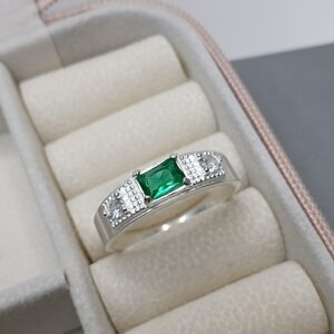 Anel De Prata Masculino 3 Zirconias Baguete Verde