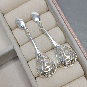 Brinco De Prata Pendente Gota Flores Vazadas Cod:B5/9