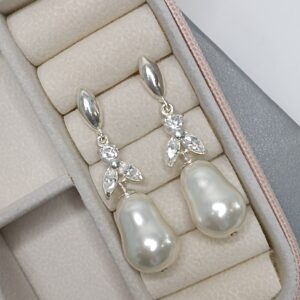 Brinco De Prata Zirconia Navete Com Perola Pendente Cod:B5/18