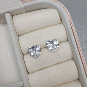 Brinco De Prata Zirconia Coração 8mm Cod:B4/19