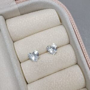 Brinco De Prata Zirconia Coração 6mm Cod:B4/21