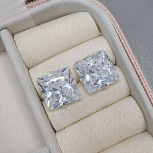 Brinco De Prata Zirconia Quadrada 12x12 mm Cod:B4/25