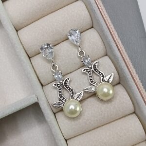 Brinco De Prata Envelhecido Flor 2 Zirconia 1 Perola Cod:B6/23