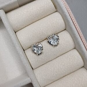 Brinco De Prata Envelhecido Coração Zirconia Cod:B6/21