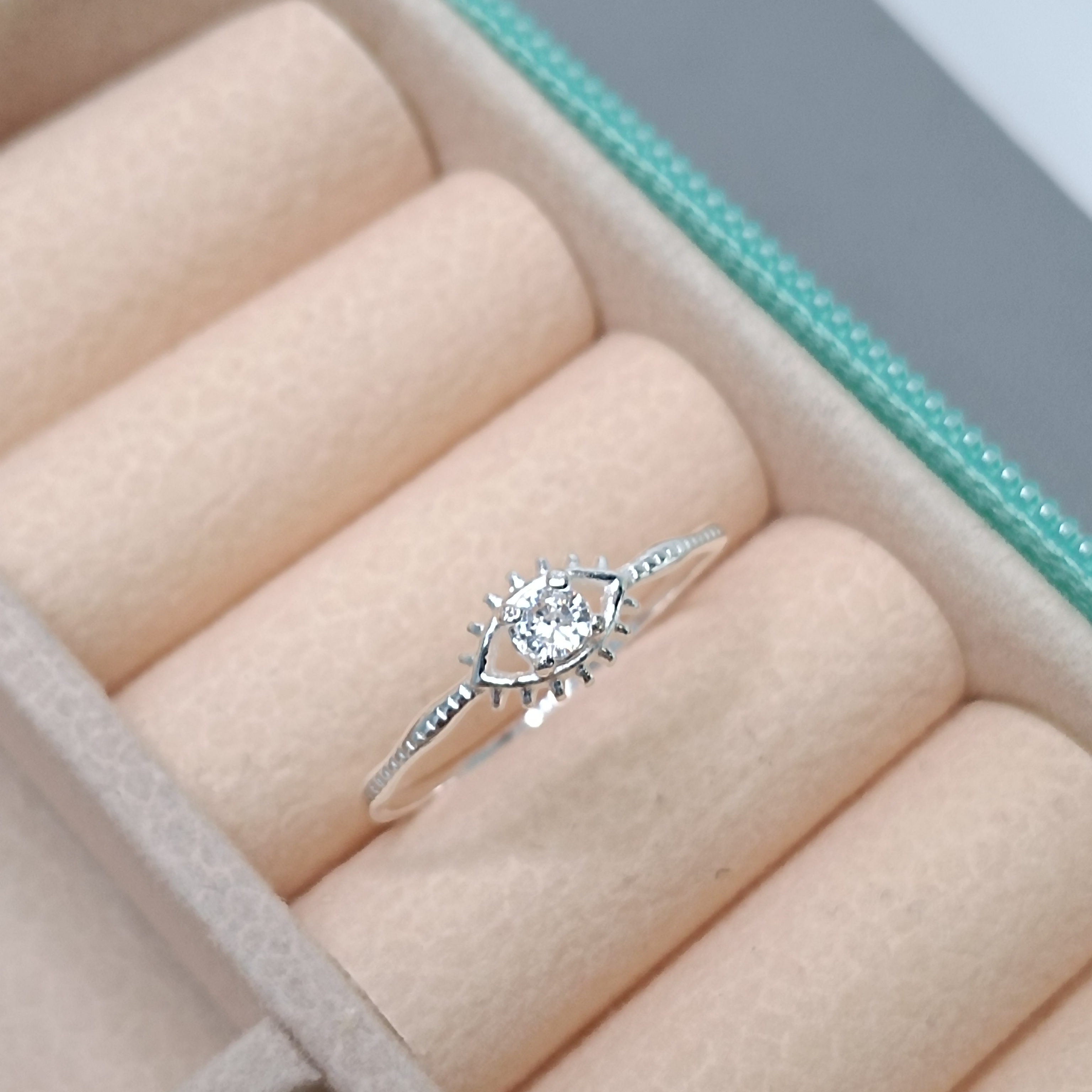 Anel De Prata Olho Zirconia Branca Cod:AN1-46 (Ref:2044)