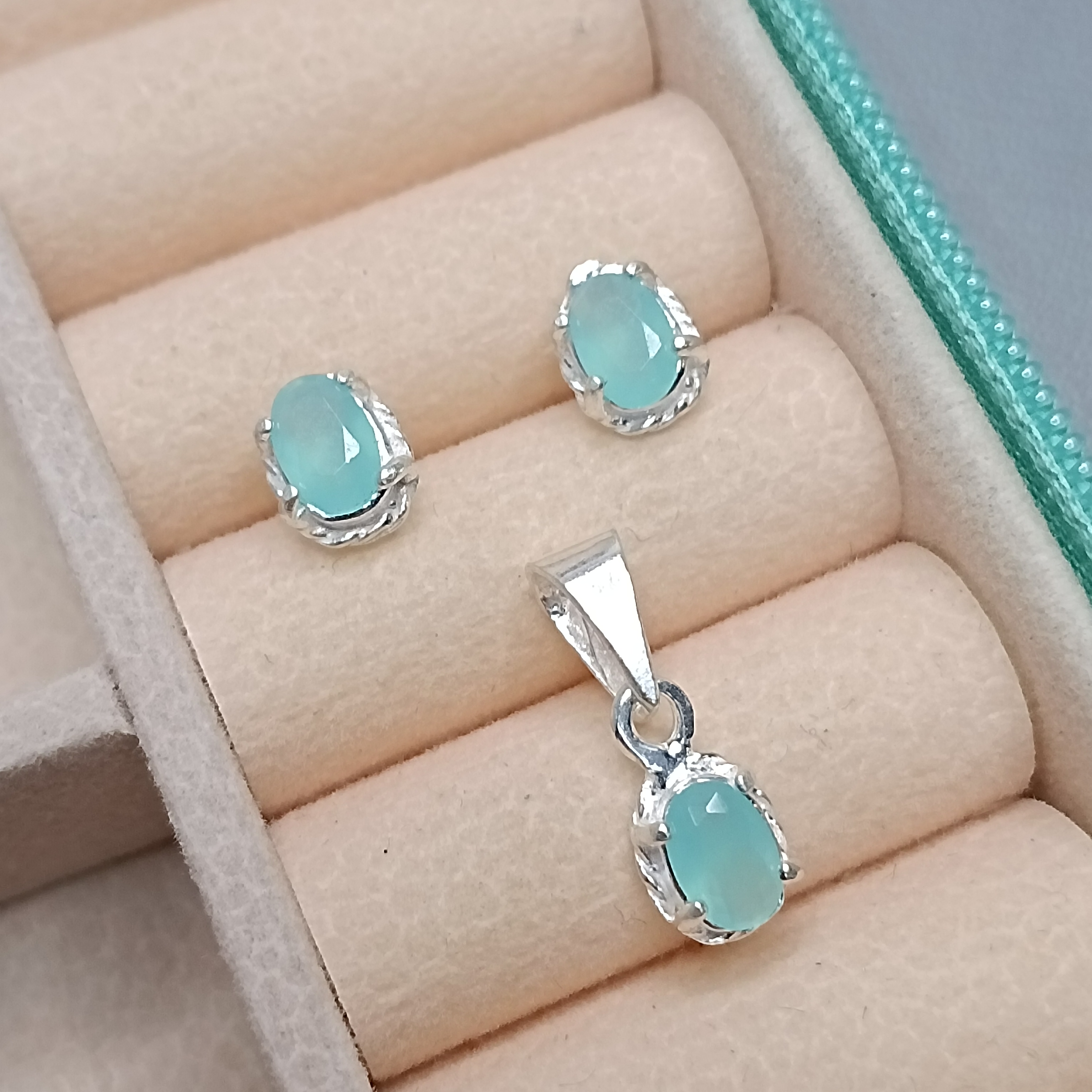 Conjunto De Prata Zirconia Oval Verde Tiffany CXA 6mm Cod:MD-CJ21